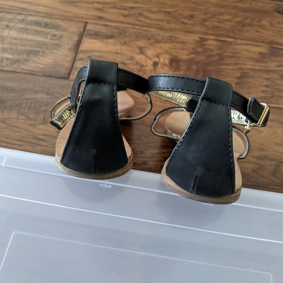 Cute sandals - Picture 3 of 4